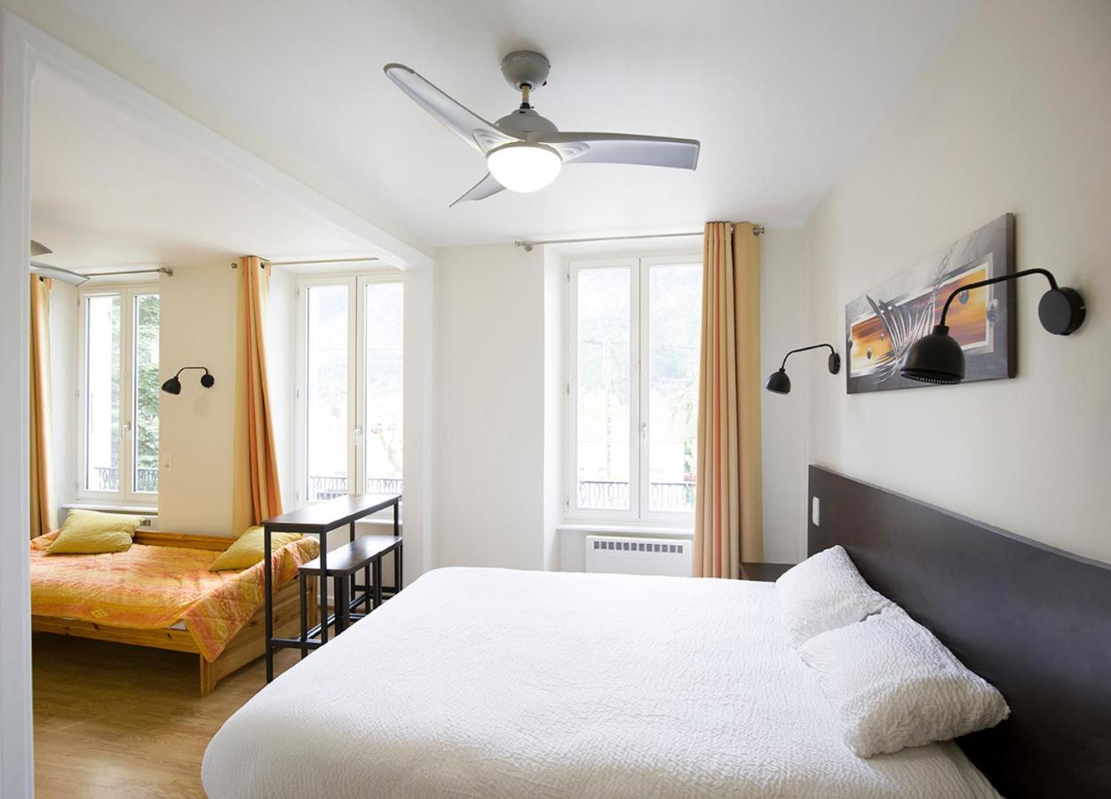 Hotel Le CARNOT à Die Extérieur photo